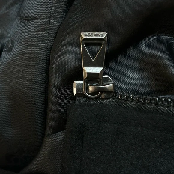 Men’s Wool/Polyester Blend Black Coat - Picture 10 of 15